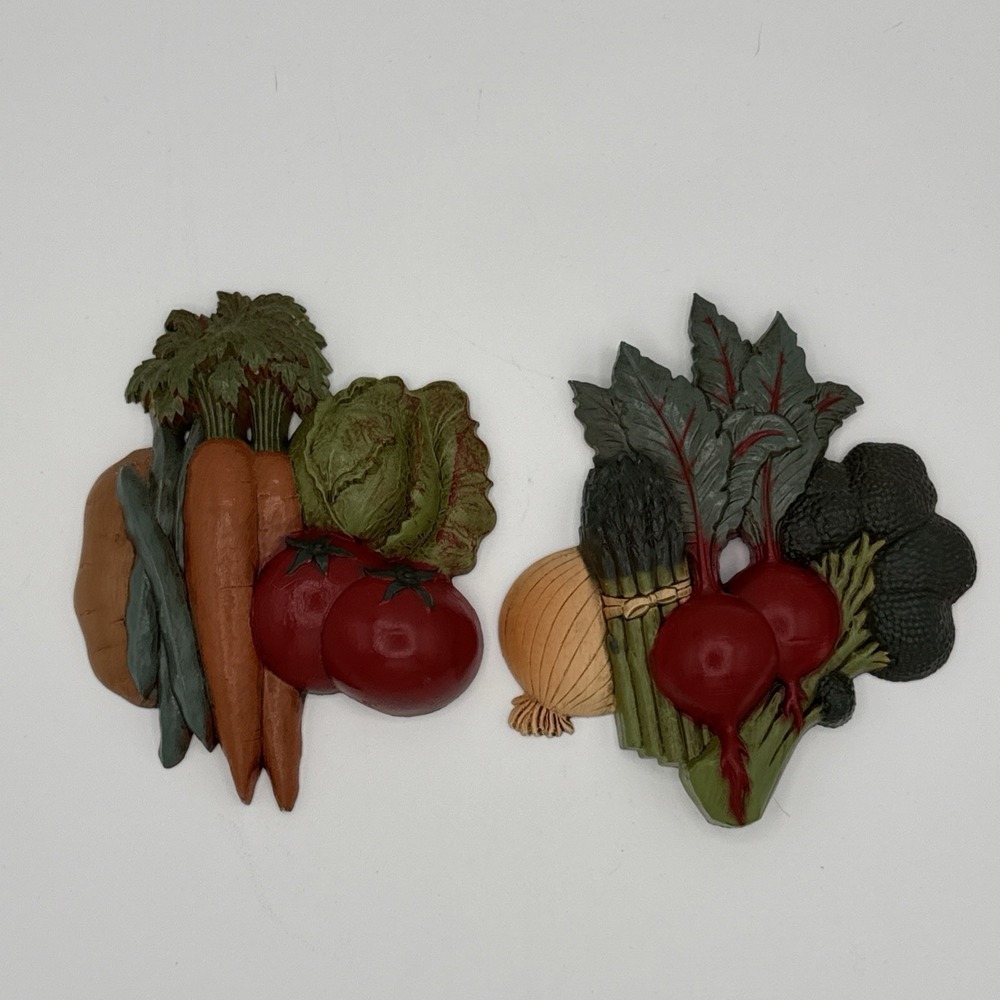 Vtg Lot of 2 Home Interiors Vegetable Plaques Veggie Wall Decor Kitchen 1970's